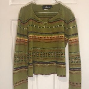 Women’s Crop Sweater Size L